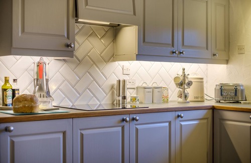 Lindale Cottage | Sunny Brae