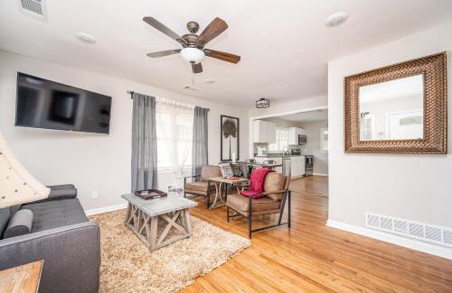 Church Street House | Sunny & Cozy Eastpoint Stay - 15 Mins from Airport