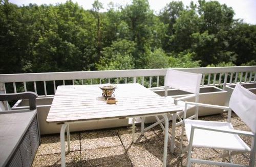 Dommeldange Apartment | Sunny & Cozy Studio with shared swimming pool