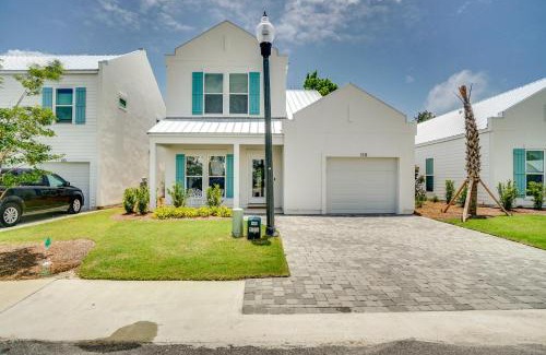 El Centro Beach House | Sunny Day - Walk to beach- community pool!