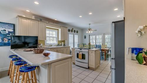 Debordieu Colony House | Sunny Days home