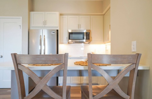 Morehead City Condo | Sunny Days Retreat - Waterfront Getaway in the Heart of Morehead City!