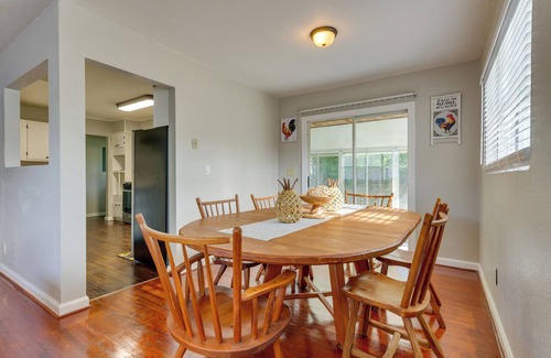Wright House | Sunny Fort Walton Beach Vacation Rental w/Yard!