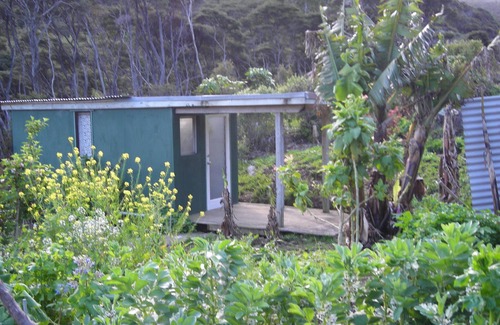 Okupu Cabin | Sunny Garden Cabin