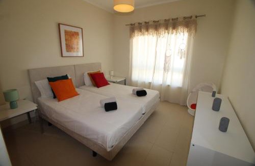 Canada Apartment | Sunny Golf & Beach