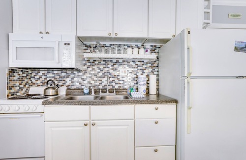 Longboat Key Villa | Sunny Gulf Coast Villa: Direct Beach & Pool Access