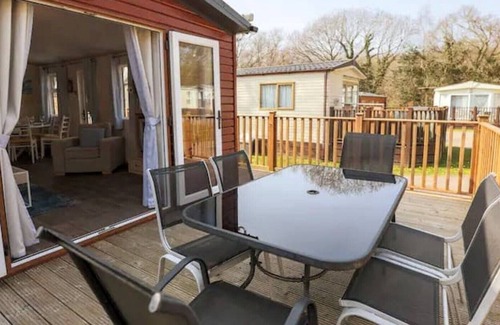 Liverton Cabin | Sunny holiday lodge in Devon - Finlake Resort & Spa