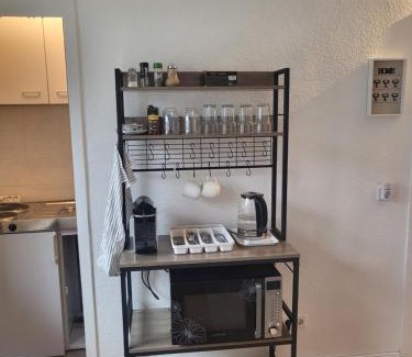 Bad Vilbel Apartment | Sunny Home