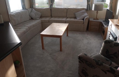 Hunstanton Apartment | Sunny Hunny Manor Park Caravan