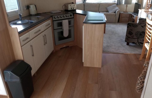Hunstanton Apartment | Sunny Hunny Manor Park Caravan