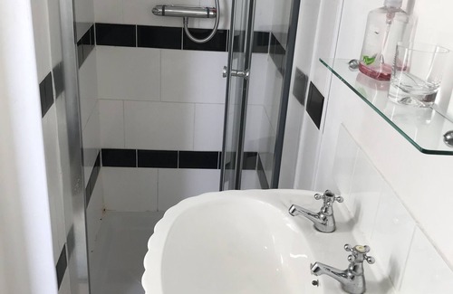 Folkestone House | Sunny Lodge Guest House