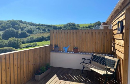 Hele House | Sunny Nook, Pretty 1 bed modern cottage close to Woolacombe