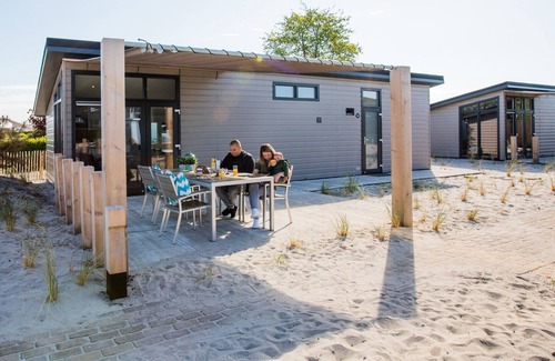 Municipality of Noordwijk Ski Chalet | Sunny Noordwijk Chalet