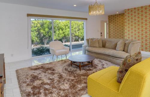 Araby Commons House | Sunny Palm Springs Townhome with Pool Access!