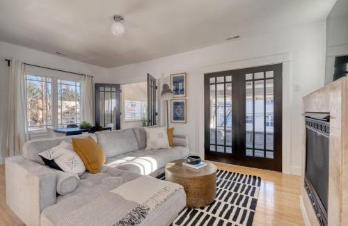 Belmont Apartment | Sunny PDX 2BR - Local Eateries Parks & Espresso
