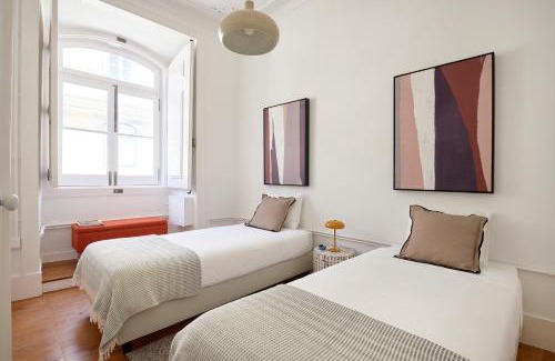 Sao Paulo Apartment | Sunny Pink Street Historical Apt, By TimeCooler