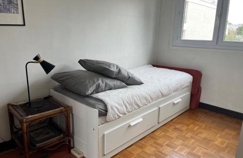 Bois Clos d'Orleans House | Sunny Private Bedrooms in Peaceful Shared Flat near Bois de Vincennes