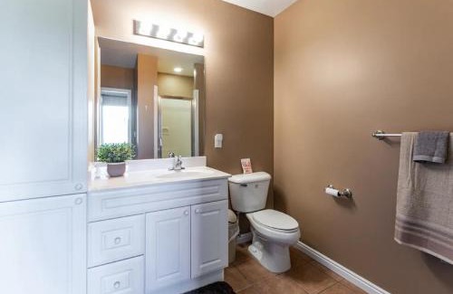 Draper House | Sunny Rambler with Deck & Hot Tub in Draper
