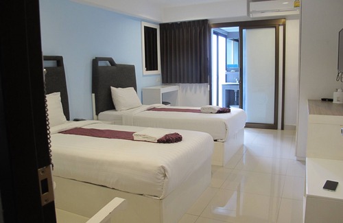 Lat Krabang Hotel | Sunny Residence