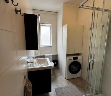 Għadira Apartment | Sunny Retreat - 2 mins from the Sea