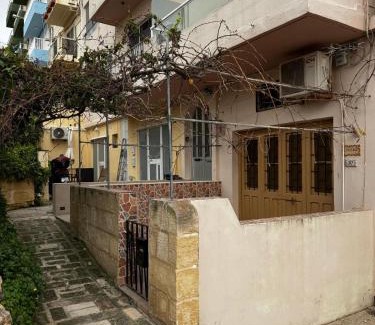 Għadira Apartment | Sunny Retreat - 2 mins from the Sea