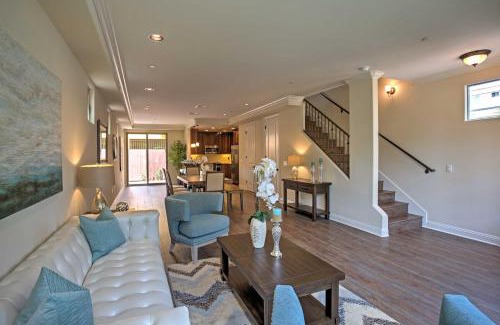 Crown Point House | Sunny San Diego Escape Less Than 2 Miles to Pacific Beach!