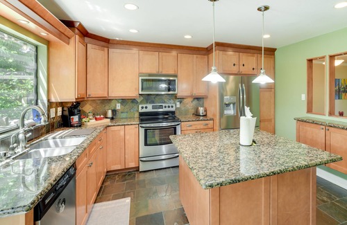 South San Jose House | Sunny San Jose Townhome - Family Friendly!