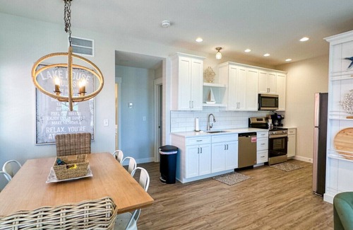 Celina Cottage | Sunny Shores: Lakeside Cottage