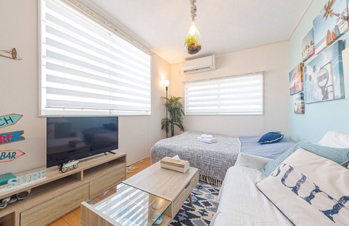 Katasekaigan Apartment | Sunny Side House Katase Enoshima