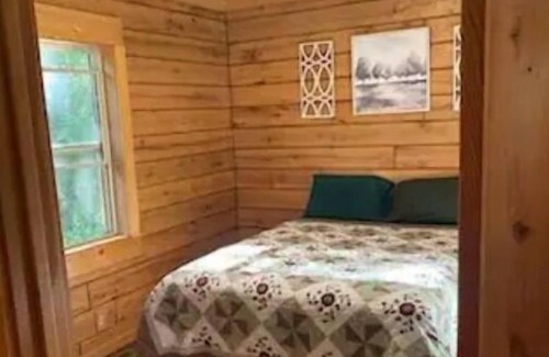 Ipava Cabin | Sunny Slope Cabinn