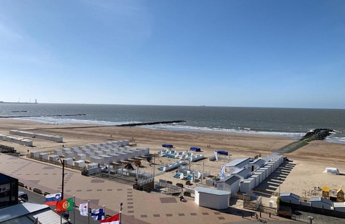 Knokke Apartment | Sunny studio with seaview