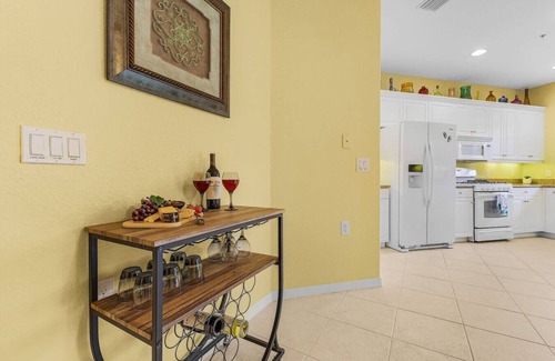 Fort Myers House | Sunny SW Florida Townhome Your Perfect Getaway!