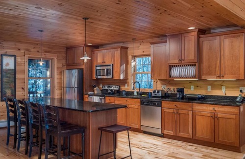 Sunday River Area Ski Chalet | Sunny View Chalet- Minutes to Sunday River- Awesome Mountain Views!
