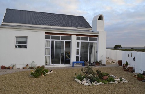 Mykonos House | Sunny West Coast Living
