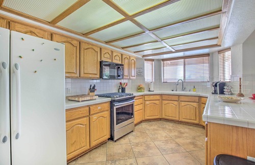 Yuma Cottage | Sunny Yuma Retreat w/Private Pool & Grill!