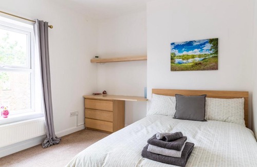 Denby Dale House | SunnyBank