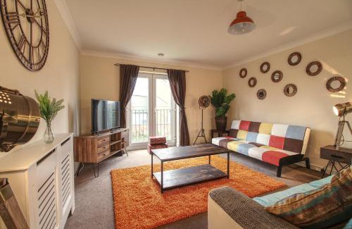 Wakefield Apartment | Sunnydale Serviced Apartments - Central Wakefield, spacious apartment