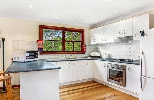 Wentworth Falls House | Sunnyside Cottage Quiet Cul De Sac Location