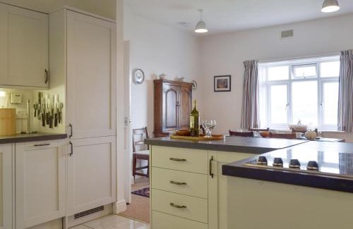 St Brides House | Sunray - Uk31515