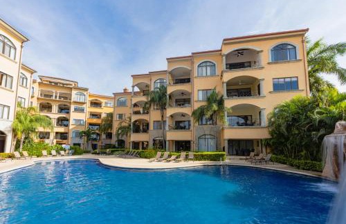 Tamarindo Apartment | Sunrise 33- 3 Bedroom Poolside Condo