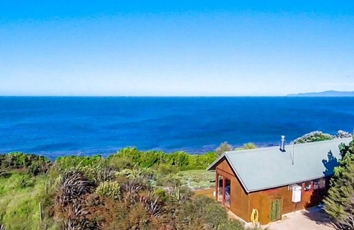 Onekaka House | Sunrise Apartment, Golden Bay