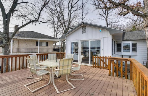 Sunrise Beach House | Sunrise Beach Lake House with Water Views and Dock!
