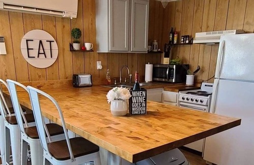 Liberty Hill Cottage | Sunrise Cottage on Lake Wateree