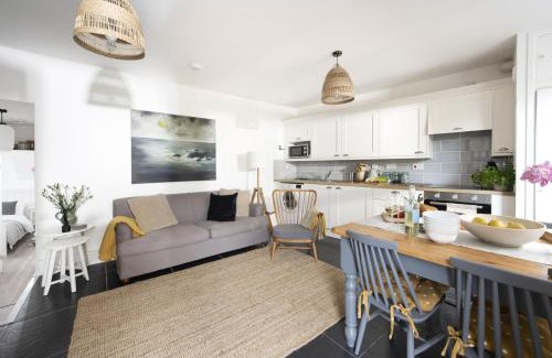 Mousehole Apartment | Sunrise