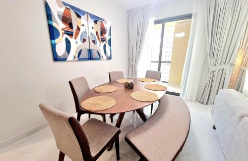 Jumeirah Apartment | SUNRISE HOMES - Beautifully Upgraded 3BR near to Beach