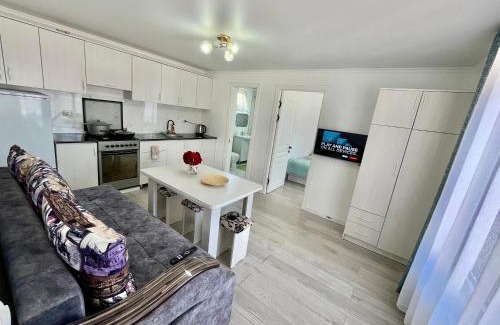 Cholpon-Ata Apartment | Sunrise House