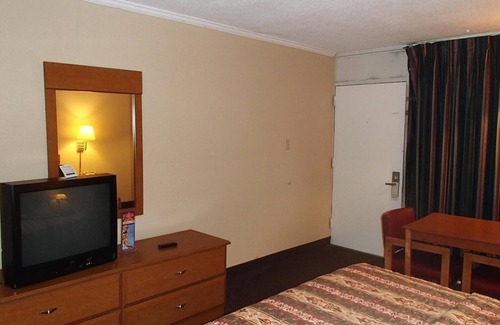 Lake Charles Hotel | Sunrise Inn