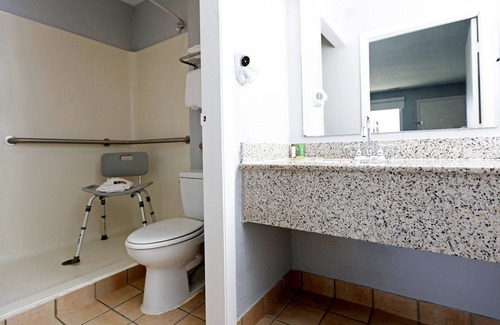 Williamstown Hotel | Sunrise Inn Williamstown