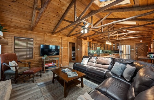 Spicewood Apartment | Sunrise Lodge on Lake Travis