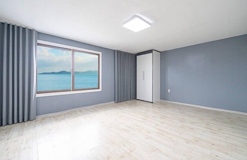 Ganghwa House | Sunrise Pension